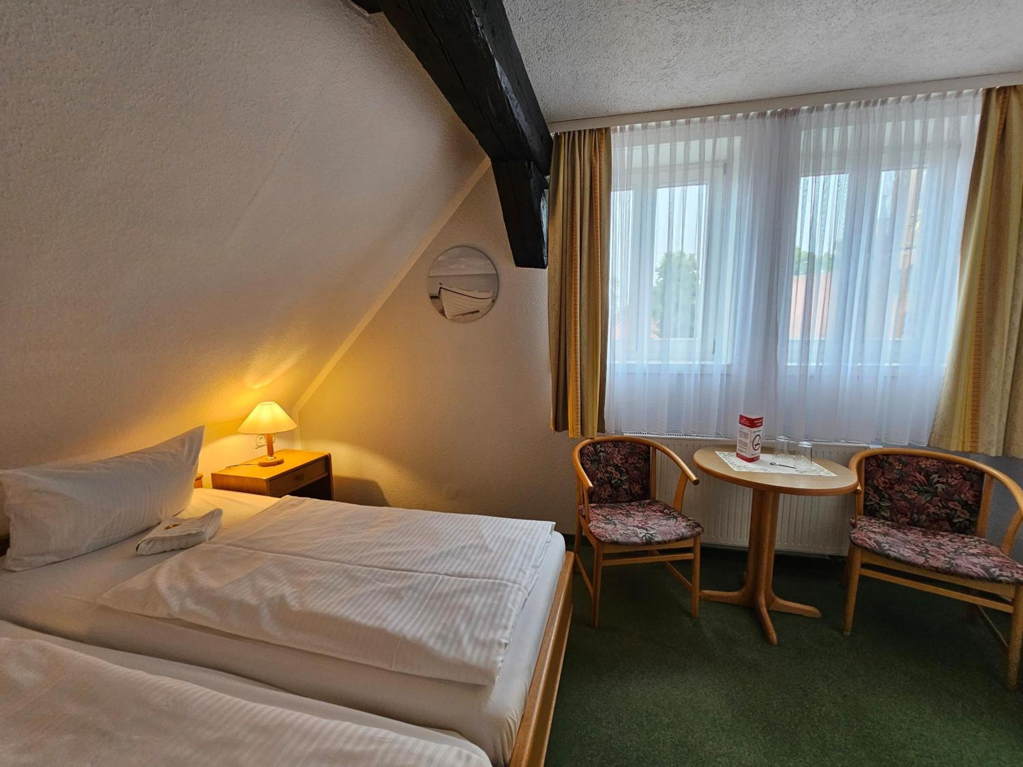Hotel Am Markt & Brauhaus Stadtkrug Ueckermünde Exteriör bild